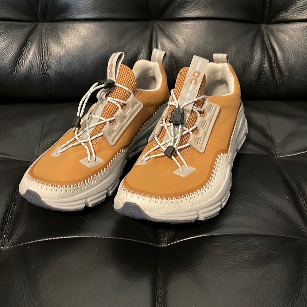 On running Cloud shoes